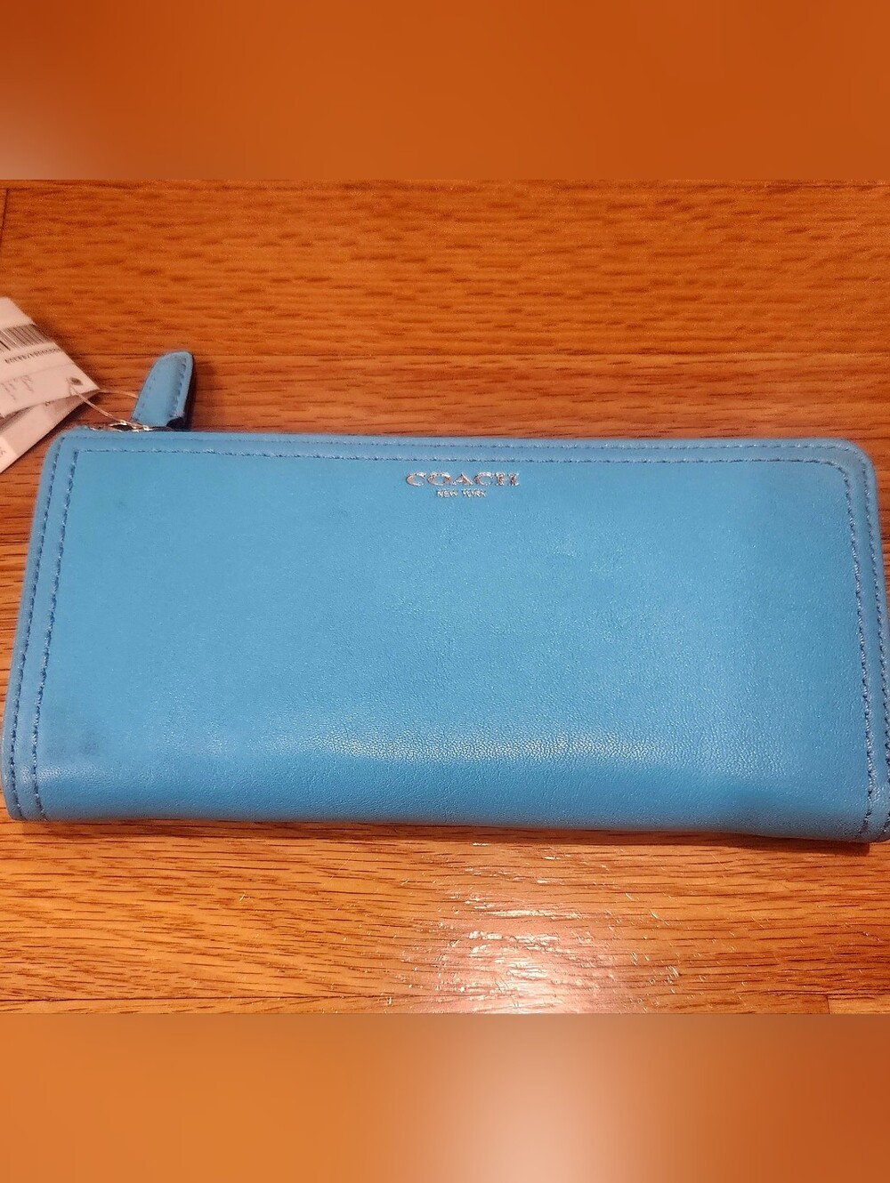 NWT - COACH Legacy Slim Zip Wallet